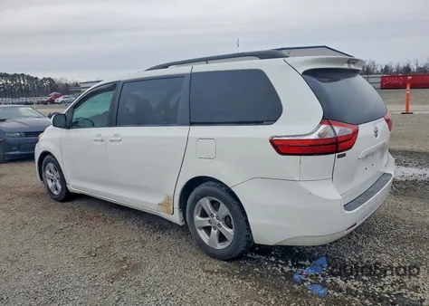 2015 Toyota Sienna Le из США, поврежденный, VIN 5TDKK3DC2FS654285